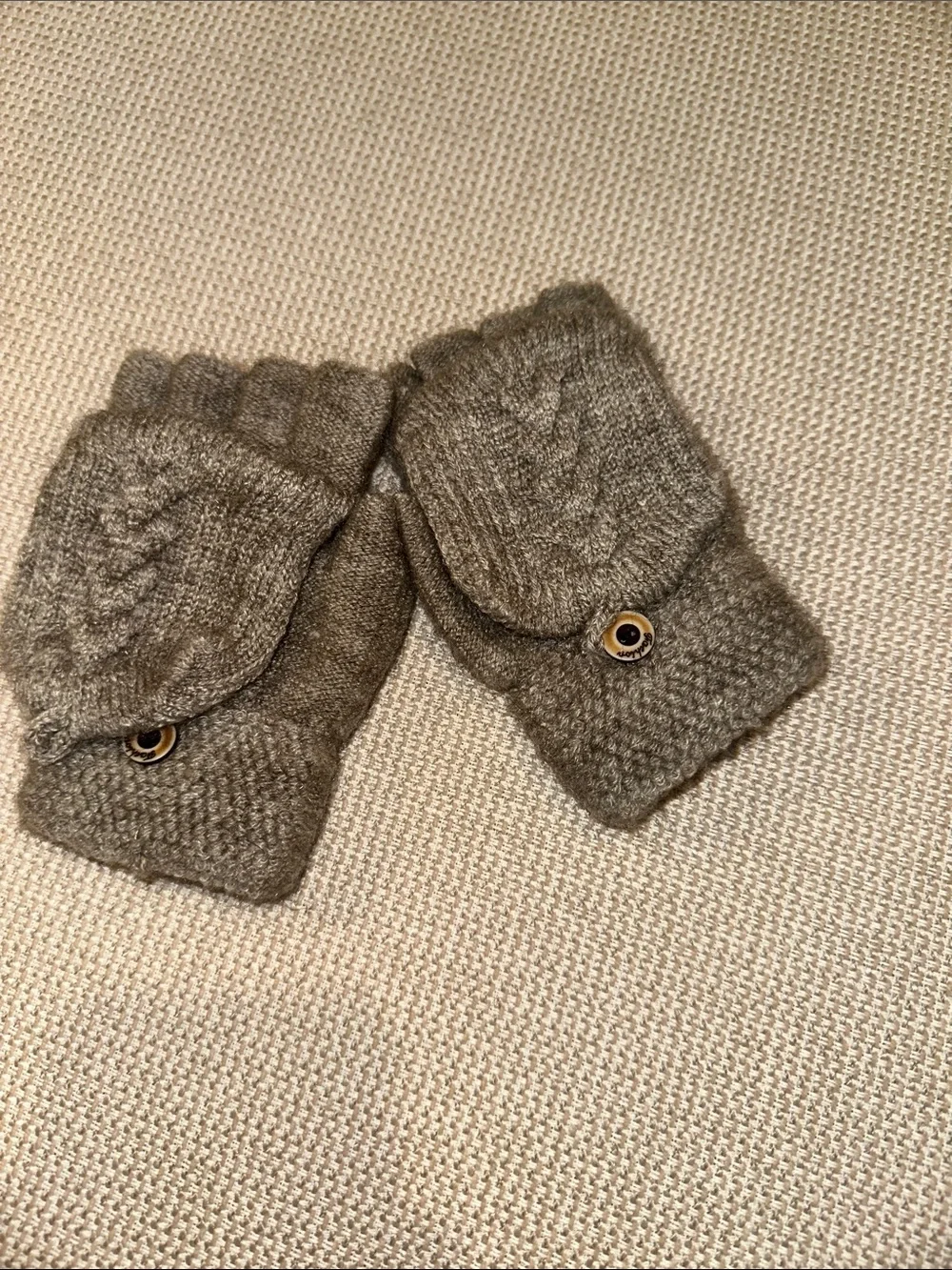 Convertible Cable Knit Fingerless Mittens in Taupe